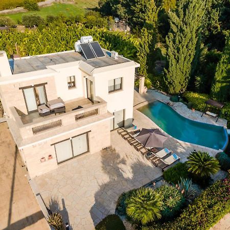 קורל ביי Villa Camelot By Ezoria Villas מראה חיצוני תמונה
