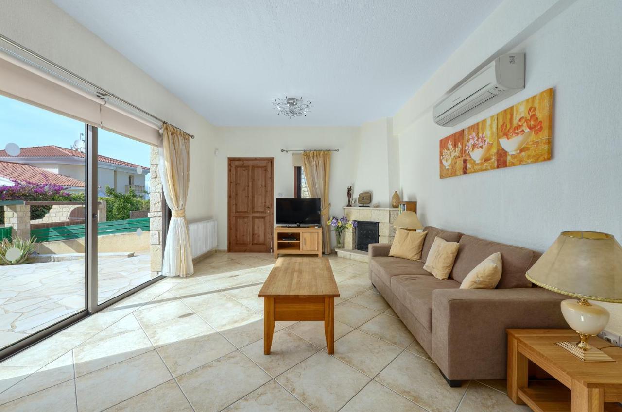 קורל ביי Villa Camelot By Ezoria Villas מראה חיצוני תמונה