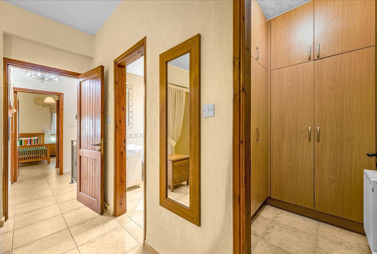 קורל ביי Villa Camelot By Ezoria Villas מראה חיצוני תמונה